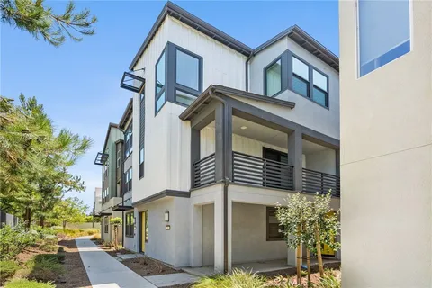 $1,135,000 | 110 Fable, Irvine, CA 92618