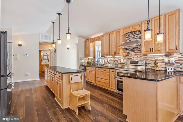 $3,400,000 | 852 Bay Front Avenue, North Beach, MD 20714