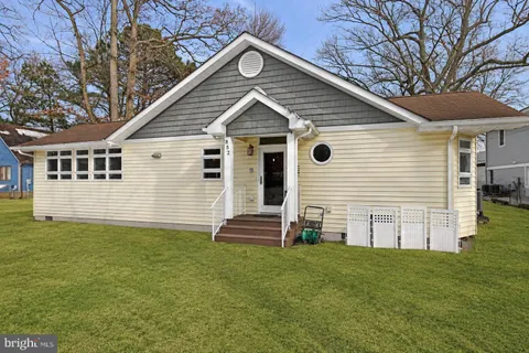 $2,200,000 | 852 Bay Front Avenue, North Beach, MD 20714