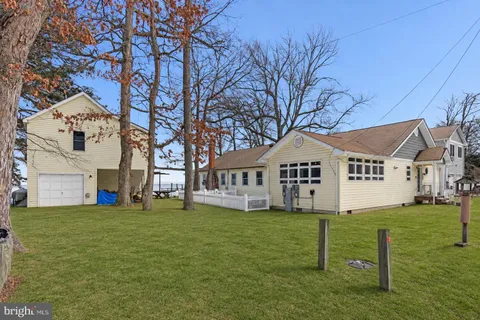 $2,200,000 | 852 Bay Front Avenue, North Beach, MD 20714