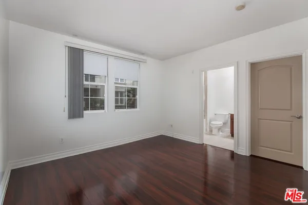 $3,675 | 15206 Burbank Boulevard, Unit 110, Sherman Oaks, CA 91411