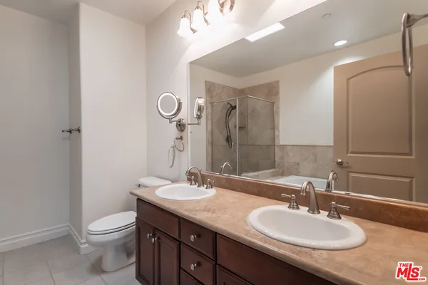 $3,675 | 15206 Burbank Boulevard, Unit 110, Sherman Oaks, CA 91411