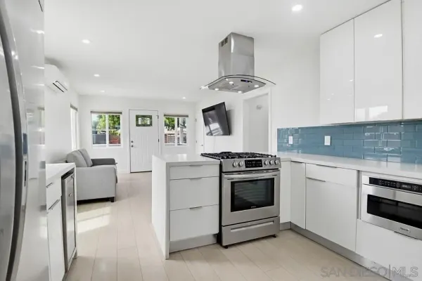 $3,150 | 3281 New Jersey Avenue, Lemon Grove, CA 91945