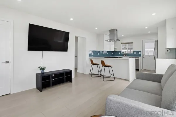 $3,150 | 3281 New Jersey Avenue, Lemon Grove, CA 91945