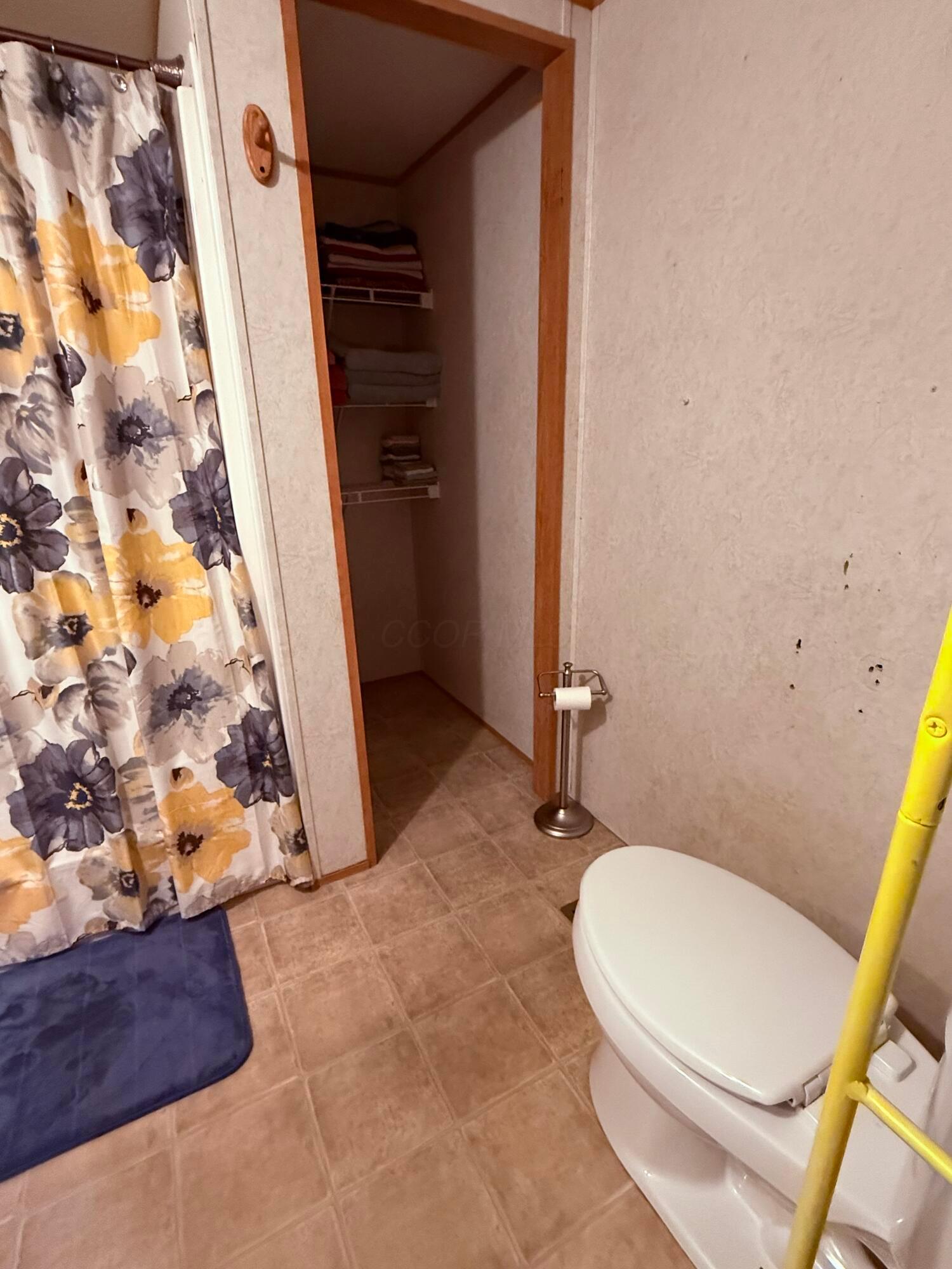 38210 New Lima Road, Unit C3R Pomeroy, OH 45769 - Photo 22 of 51 Linen closet area