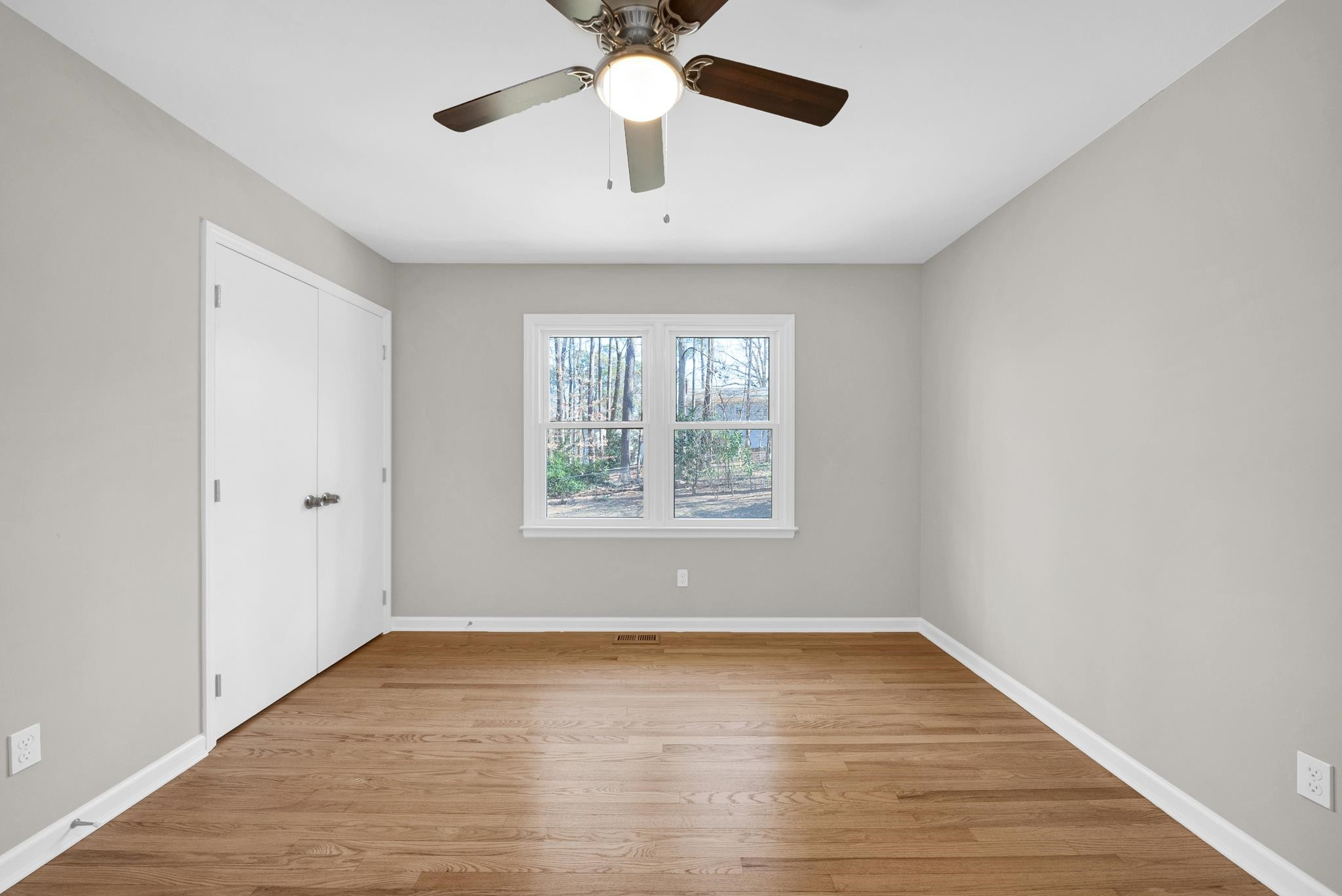 5504 Knollwood Road Raleigh, NC 27609 - Photo 23 of 31 Bedroom 3