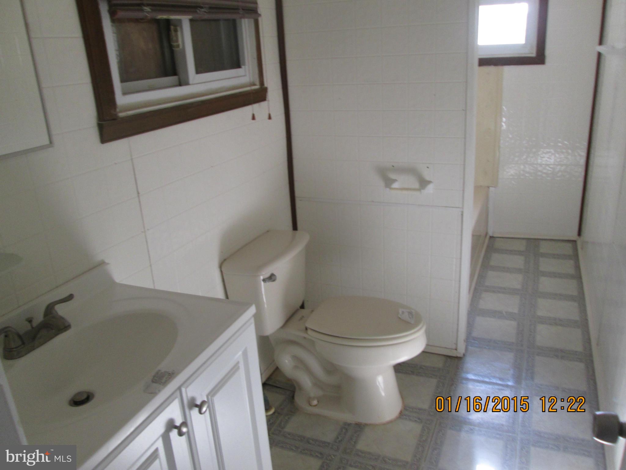 16929 Shinham Road Hagerstown, MD 21740 - Photo 19 of 26 Bath