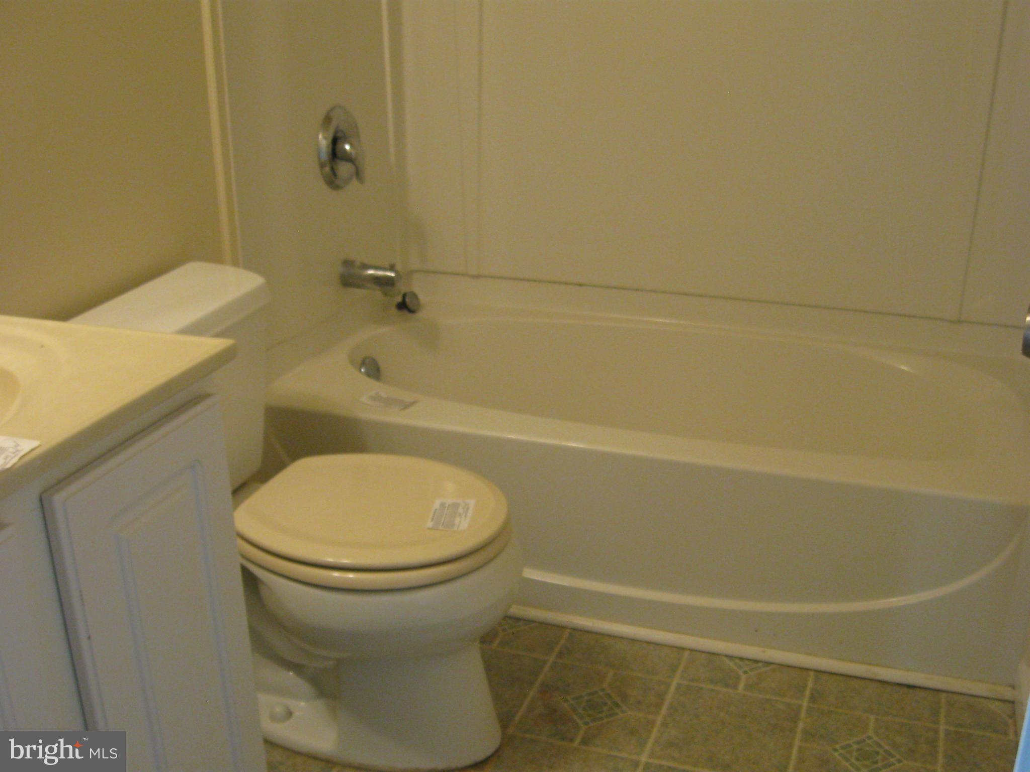 16929 Shinham Road Hagerstown, MD 21740 - Photo 21 of 26 Bath