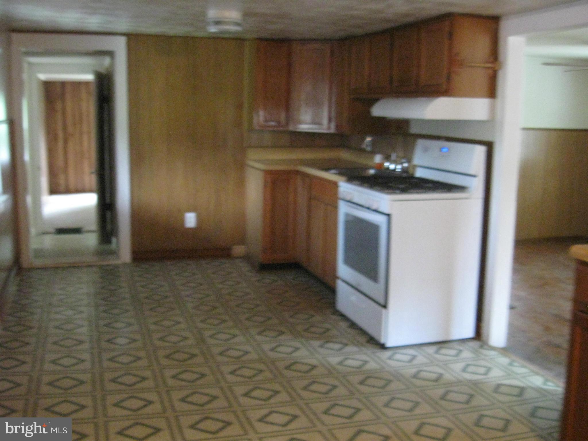 16929 Shinham Road Hagerstown, MD 21740 - Photo 7 of 26 Kitchen