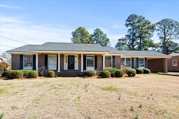 $239,900 | 1005 South Main Street, Mullins, SC 29574