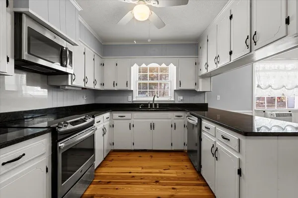 $239,900 | 1005 South Main Street, Mullins, SC 29574