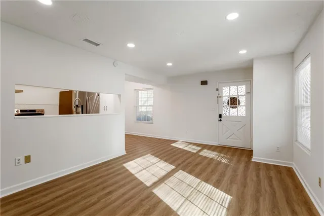 $175,000 | 1358 Surrey Lane Southwest, Marietta, GA 30008