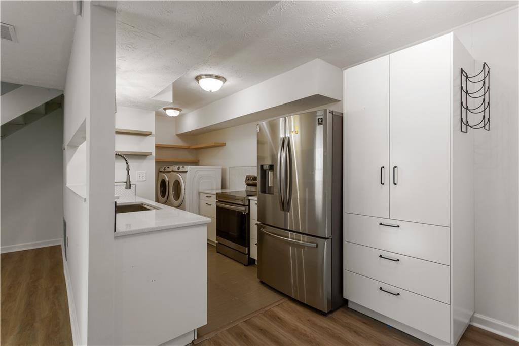 1358 Surrey Lane Southwest Marietta, GA 30008 - Photo 7 of 27