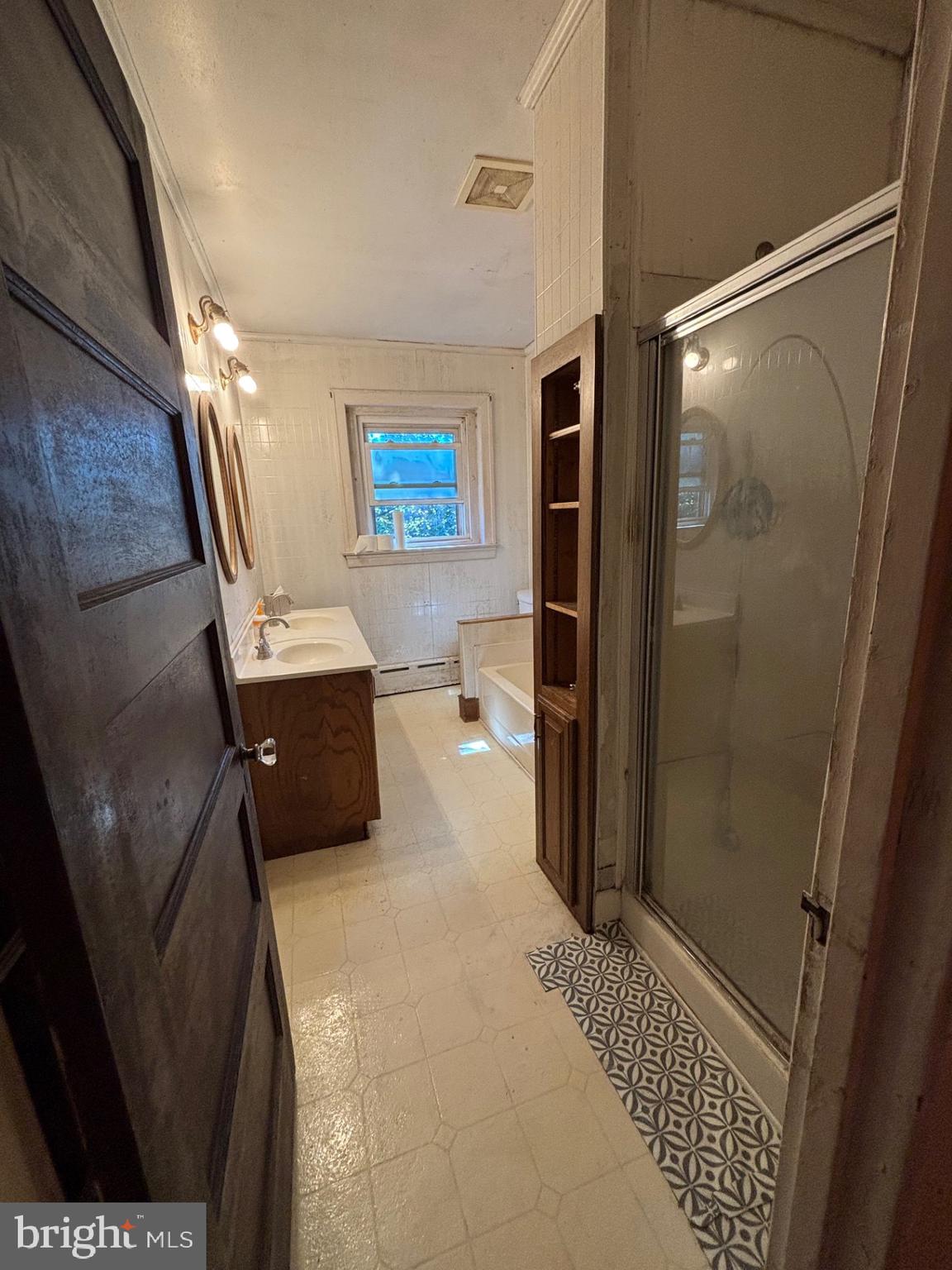 440 North Penn Street Spring City, PA 19475 - Photo 8 of 13 a picture of a bathroom