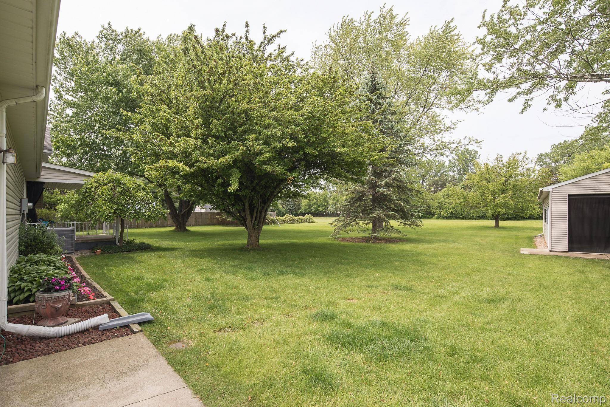 46120 Maben Road Canton, MI 48187 - Photo 35 of 35 46120Maben-7.jpg