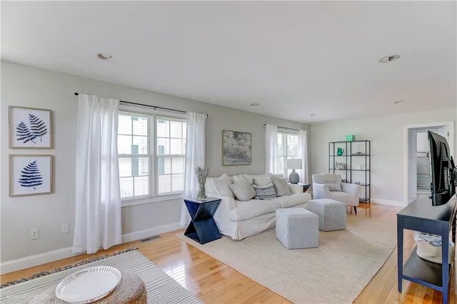 $30,000 | 17 Clinton Street, Newport, RI 02840