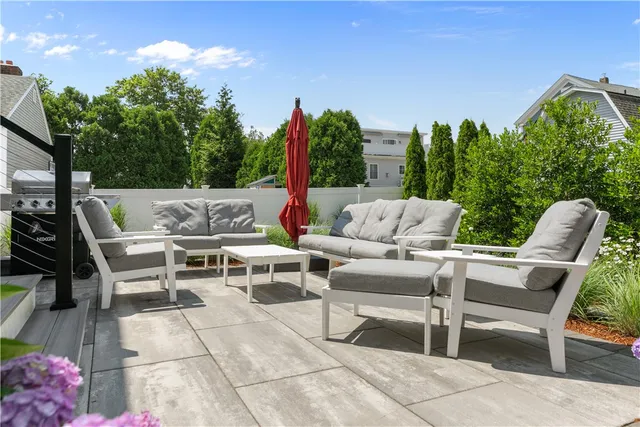 $30,000 | 17 Clinton Street, Newport, RI 02840