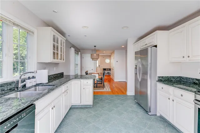 $30,000 | 17 Clinton Street, Newport, RI 02840