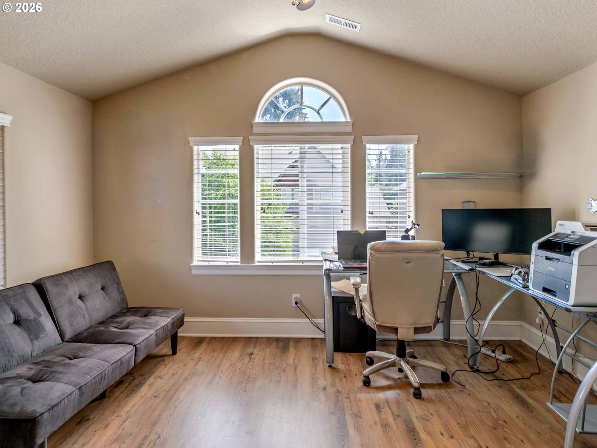 7913 Southwest Leiser Lane Portland, OR 97224 - Photo 29 of 35 Bedroom, Owner's Suite