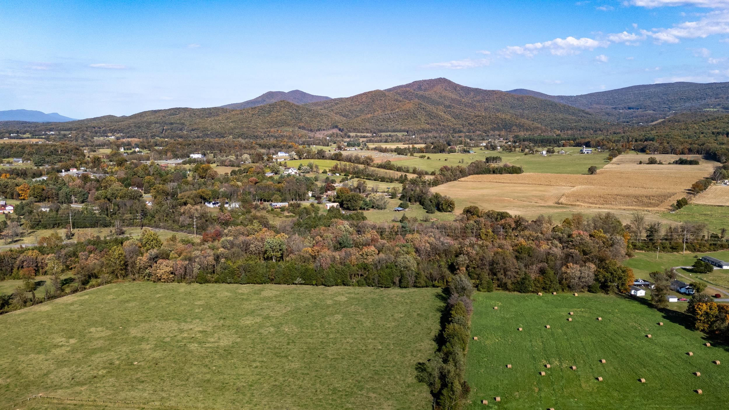 0 Dry Run Road Luray, VA 22835 - Photo 16 of 73 a view of a town with mountains in the background