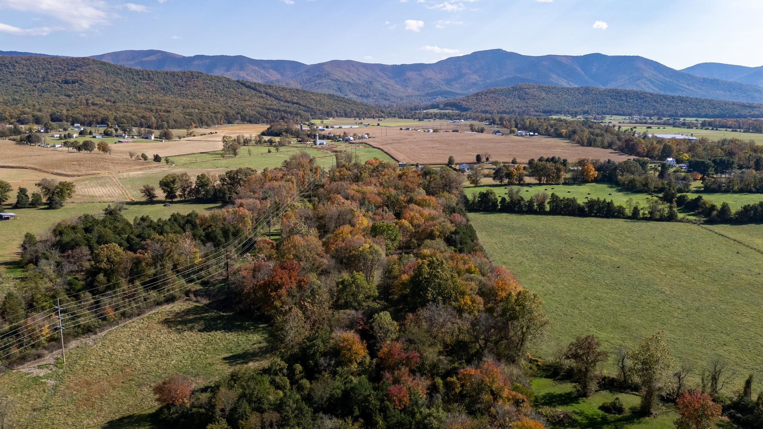 0 Dry Run Road Luray, VA 22835 - Photo 4 of 73 a view of a town with mountains in the background