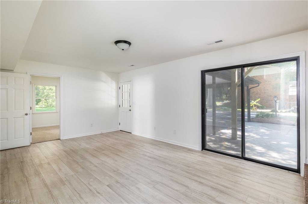 6640 Springfield Drive Clemmons, NC 27012 - Photo 13 of 28