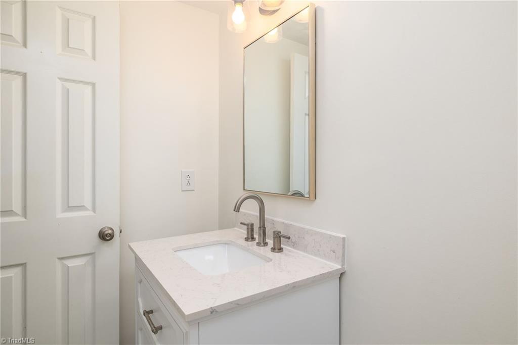 6640 Springfield Drive Clemmons, NC 27012 - Photo 16 of 28