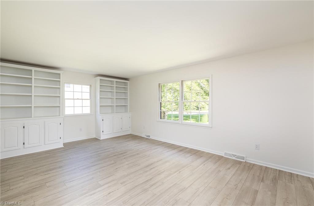 6640 Springfield Drive Clemmons, NC 27012 - Photo 5 of 28