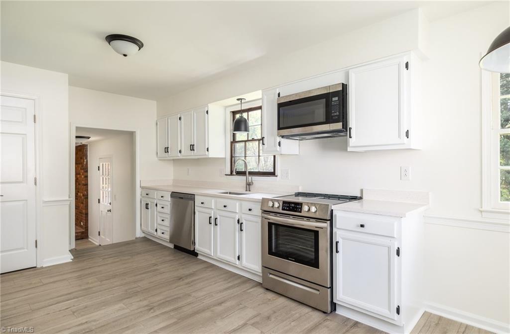 6640 Springfield Drive Clemmons, NC 27012 - Photo 10 of 28