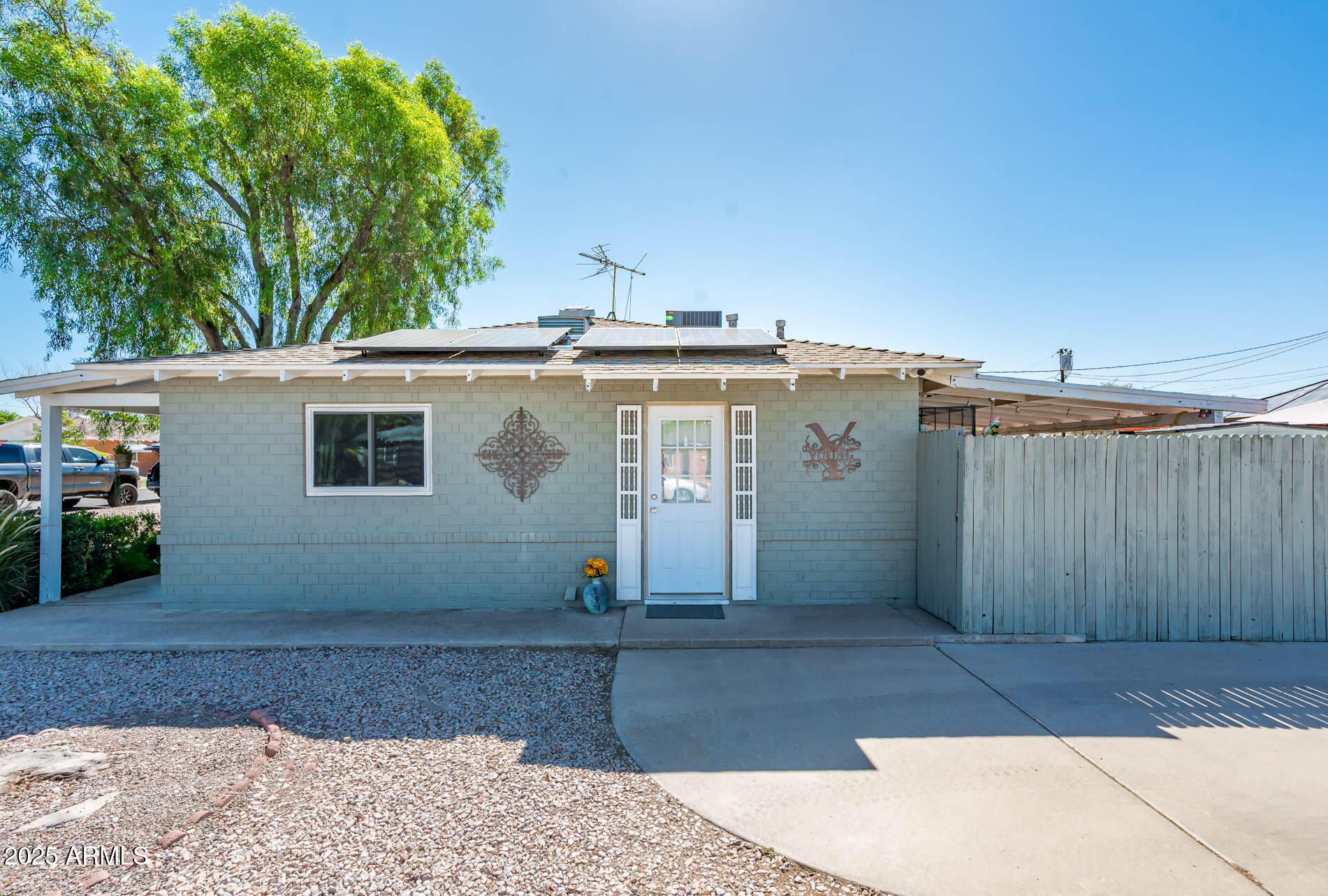 2221 West Mitchell Drive Phoenix, AZ 85015 - Photo 42 of 45 a view of a house with a backyard