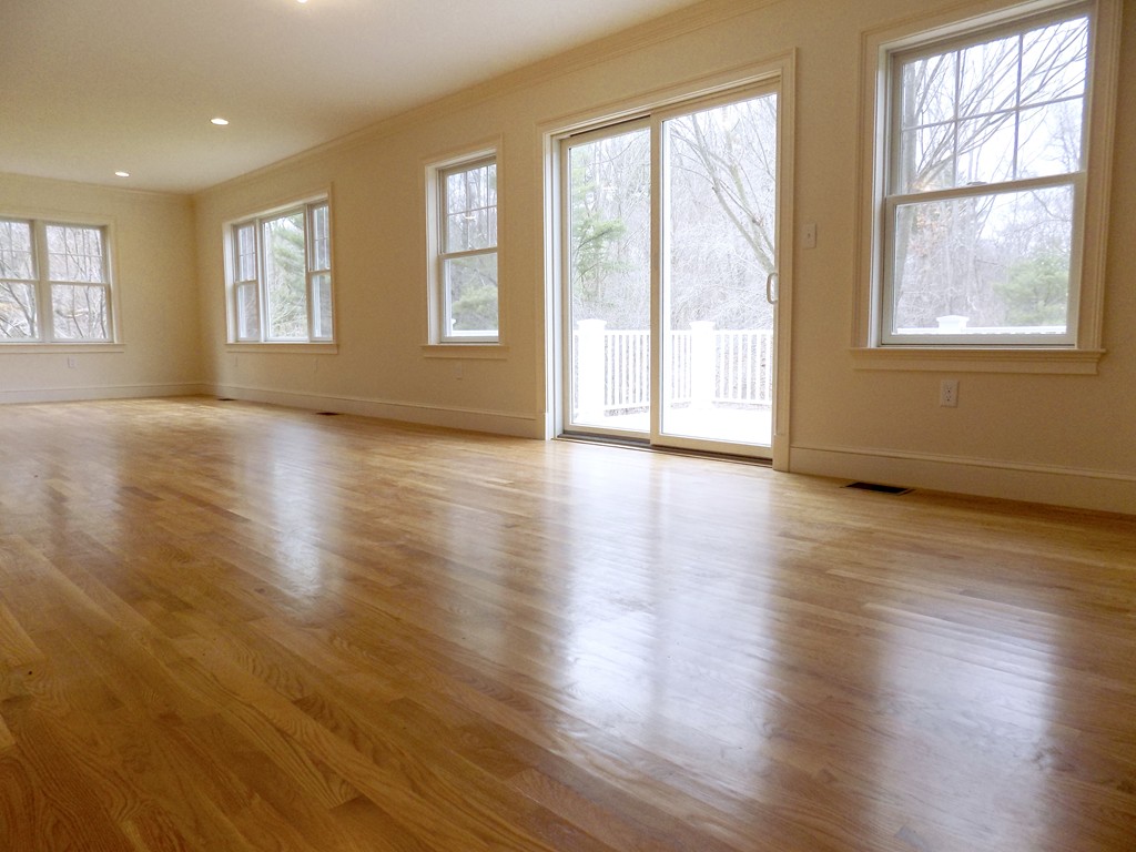 8 Wildwood Road Danvers, MA 01923 - Photo 11 of 30 Gallery Image 11