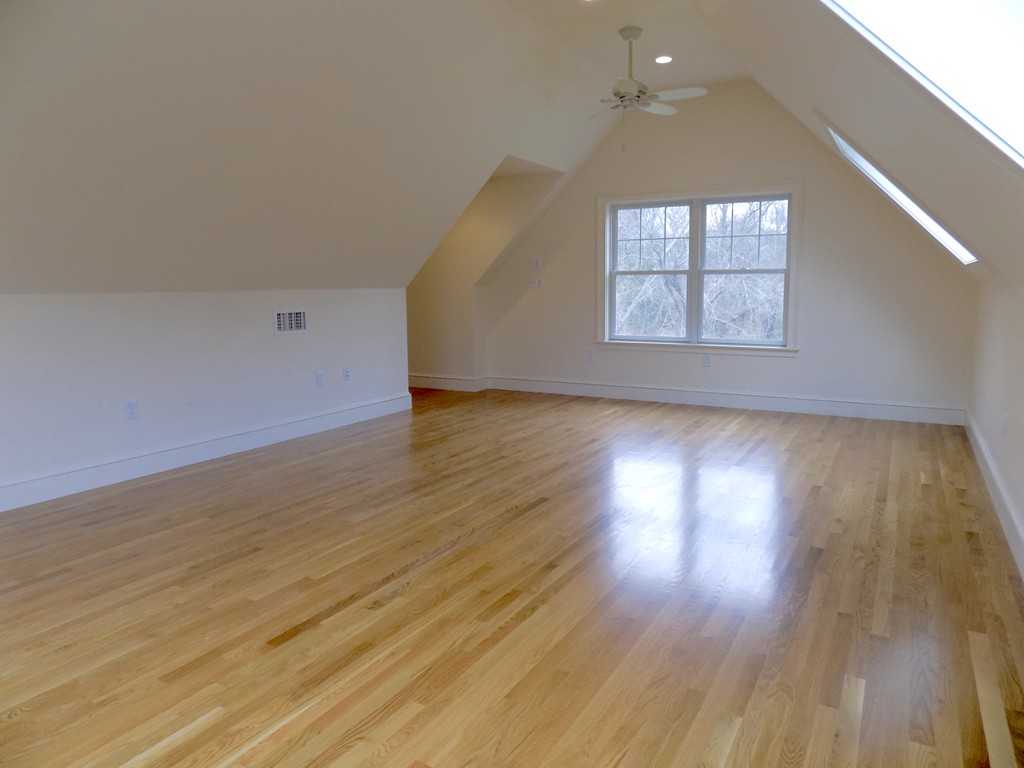 8 Wildwood Road Danvers, MA 01923 - Photo 14 of 30 Gallery Image 14