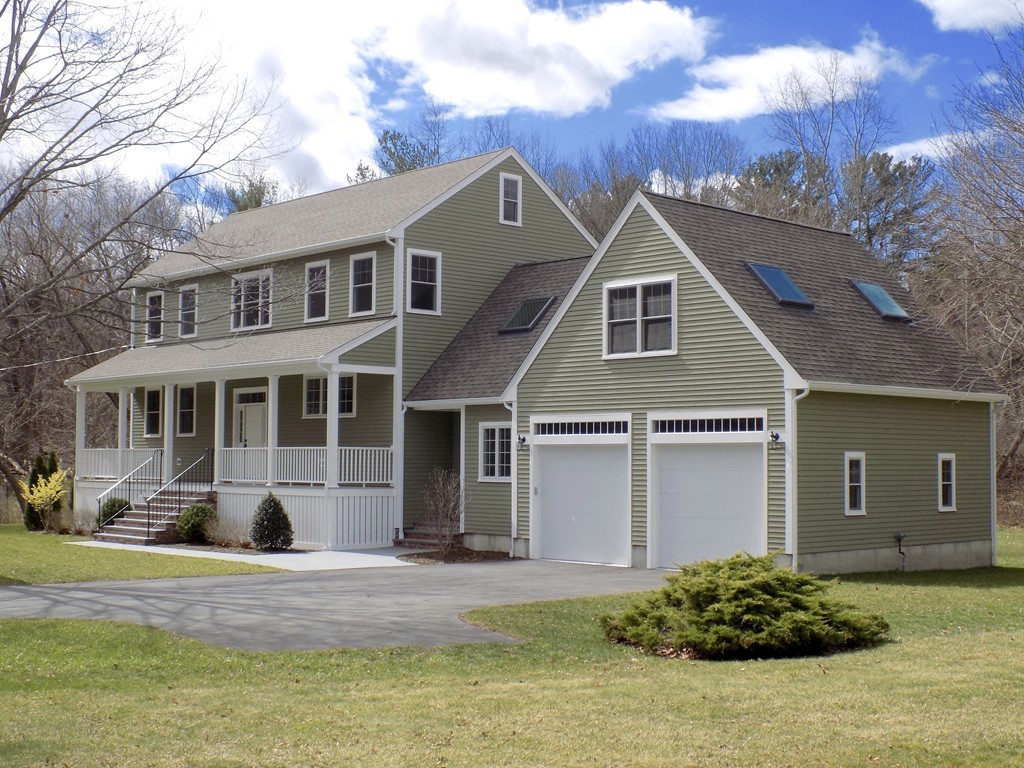8 Wildwood Road Danvers, MA 01923 - Photo 2 of 30 Gallery Image 2
