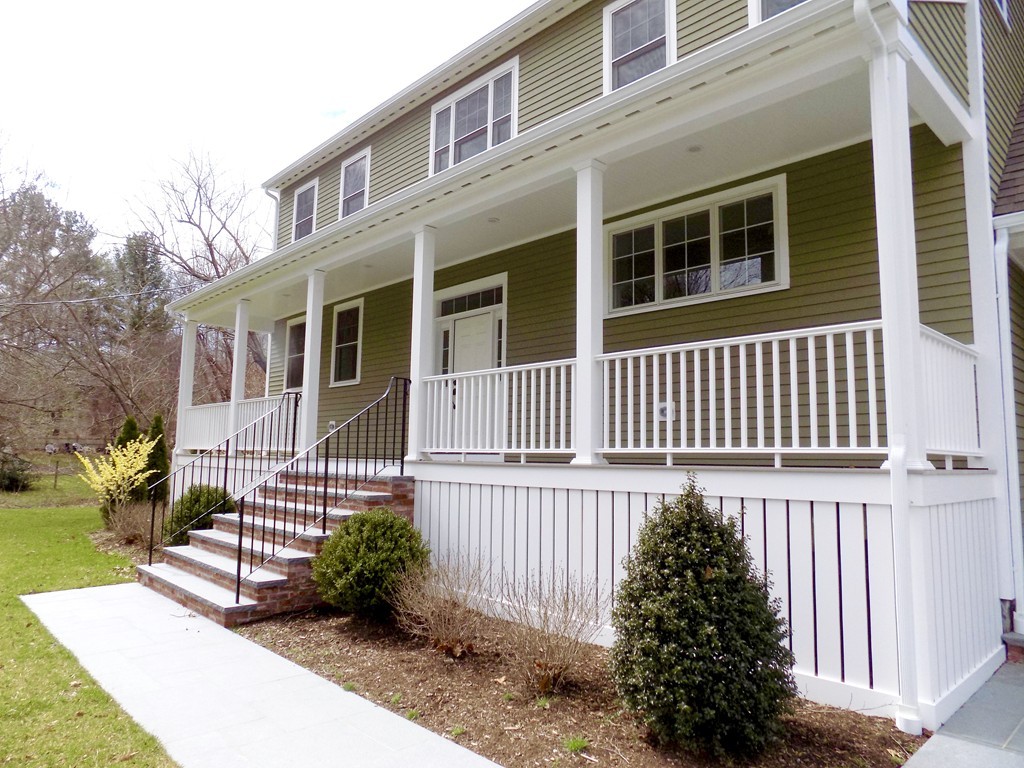 8 Wildwood Road Danvers, MA 01923 - Photo 3 of 30 Gallery Image 3