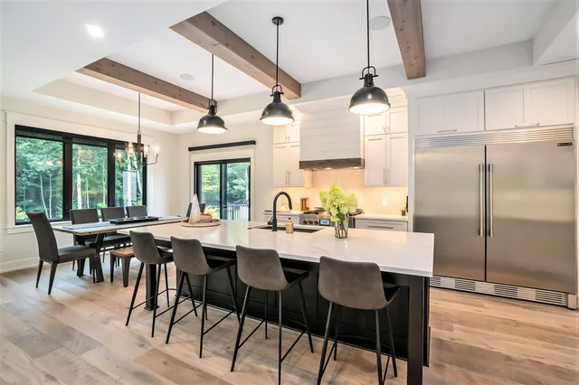 $1,150,000 | 4564 34th Street, Zeeland, MI 49464