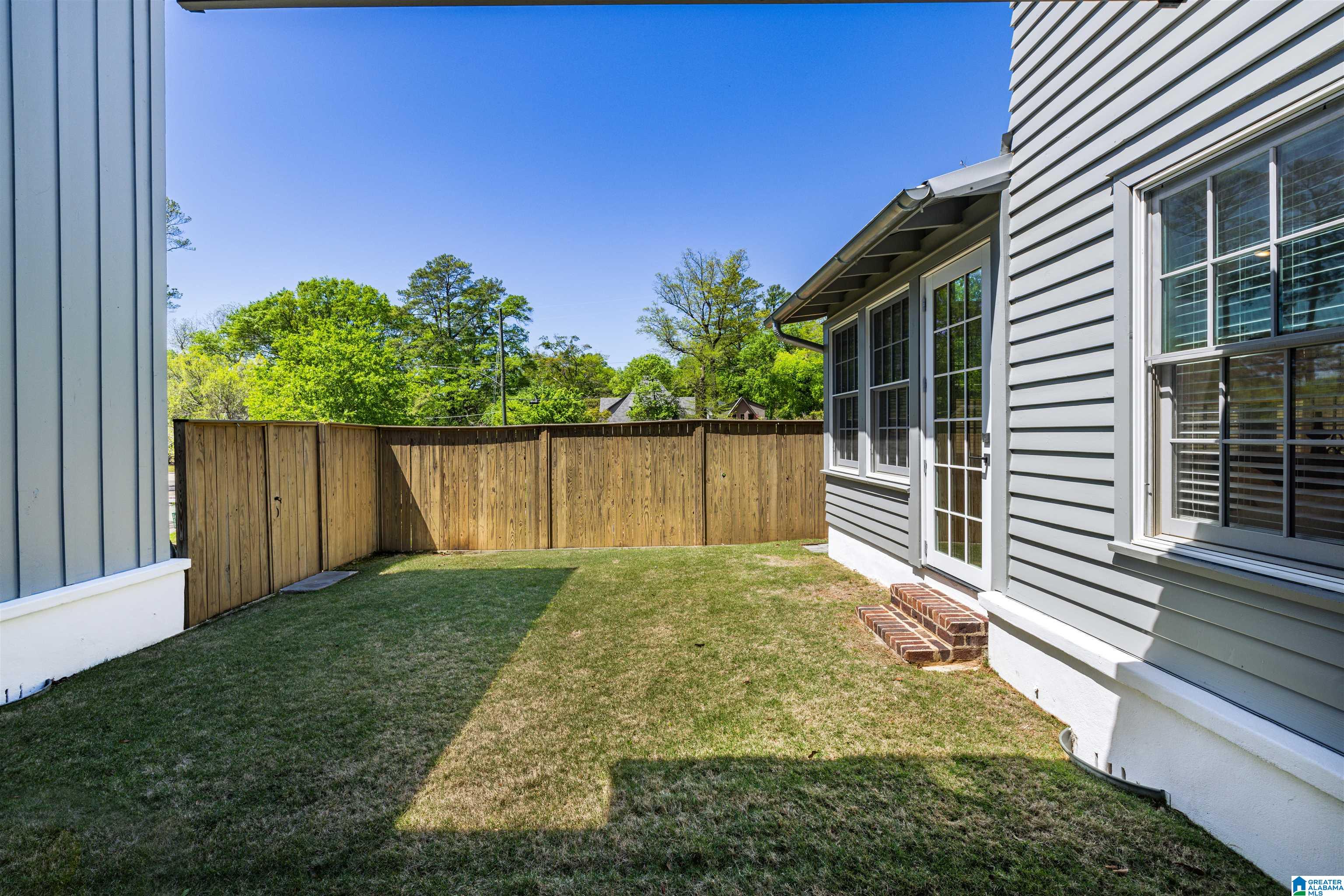 1106 Irving Road Birmingham, AL 35209 - Photo 42 of 52