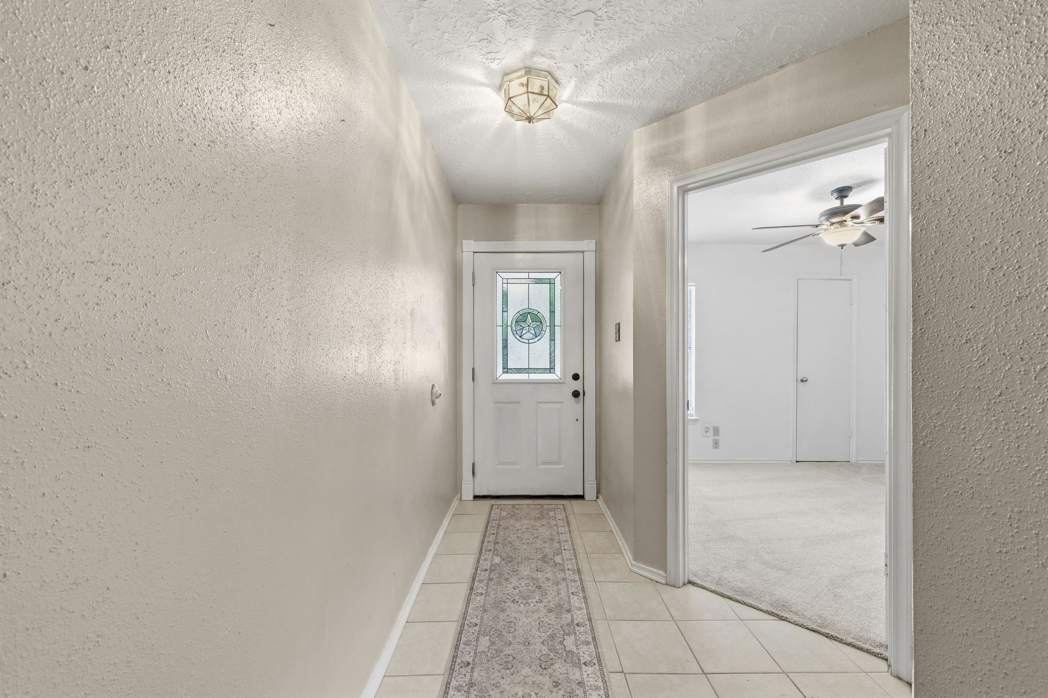 5603 Lynngate Drive Spring, TX 77373 - Photo 4 of 35 Door to the right leads to bedroom/ study
