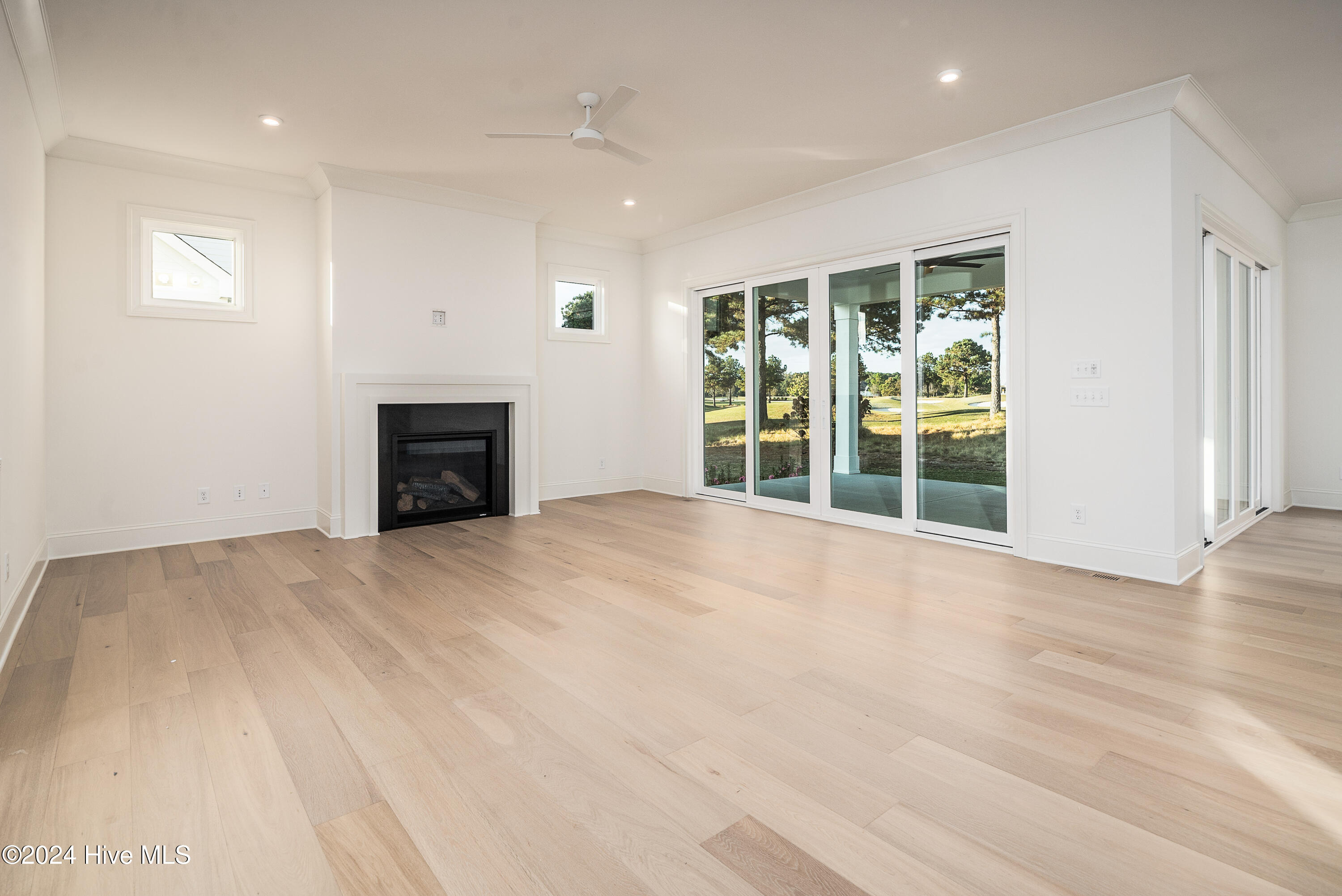 124 Pine Tree Point Snow Hill, NC 28580 - Photo 10 of 40 Gallery Image 10