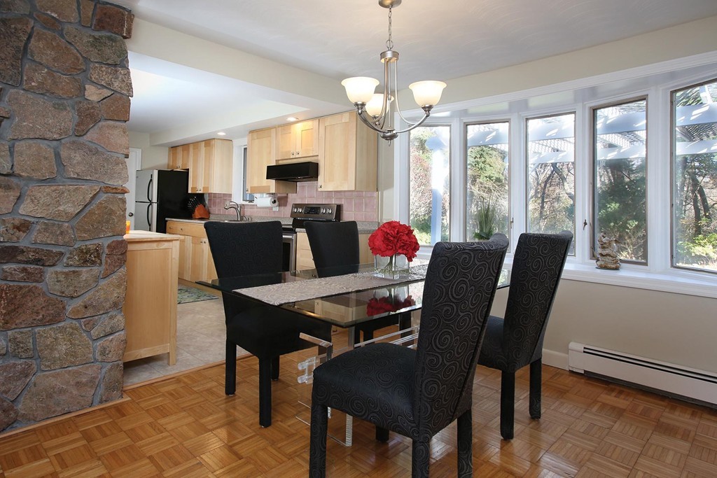 61 Donna Road Framingham, MA 01701 - Photo 3 of 10 Gallery Image 3