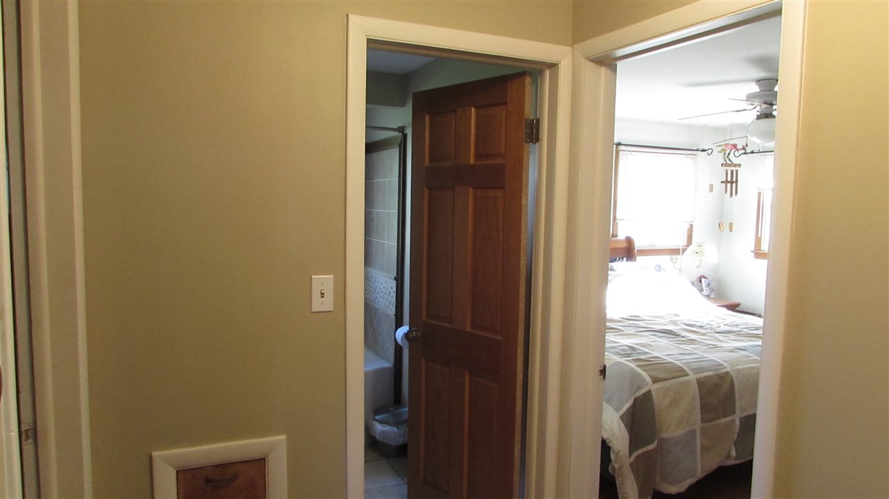 9366 East Coldwater Road Davison, MI 48423 - Photo 14 of 34