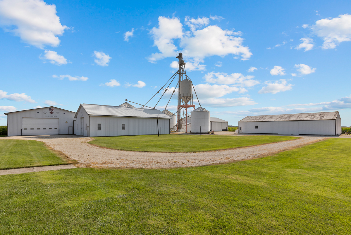 11317 Getty Road Marengo, IL 60152 - Photo 10 of 23 Gallery Image 10