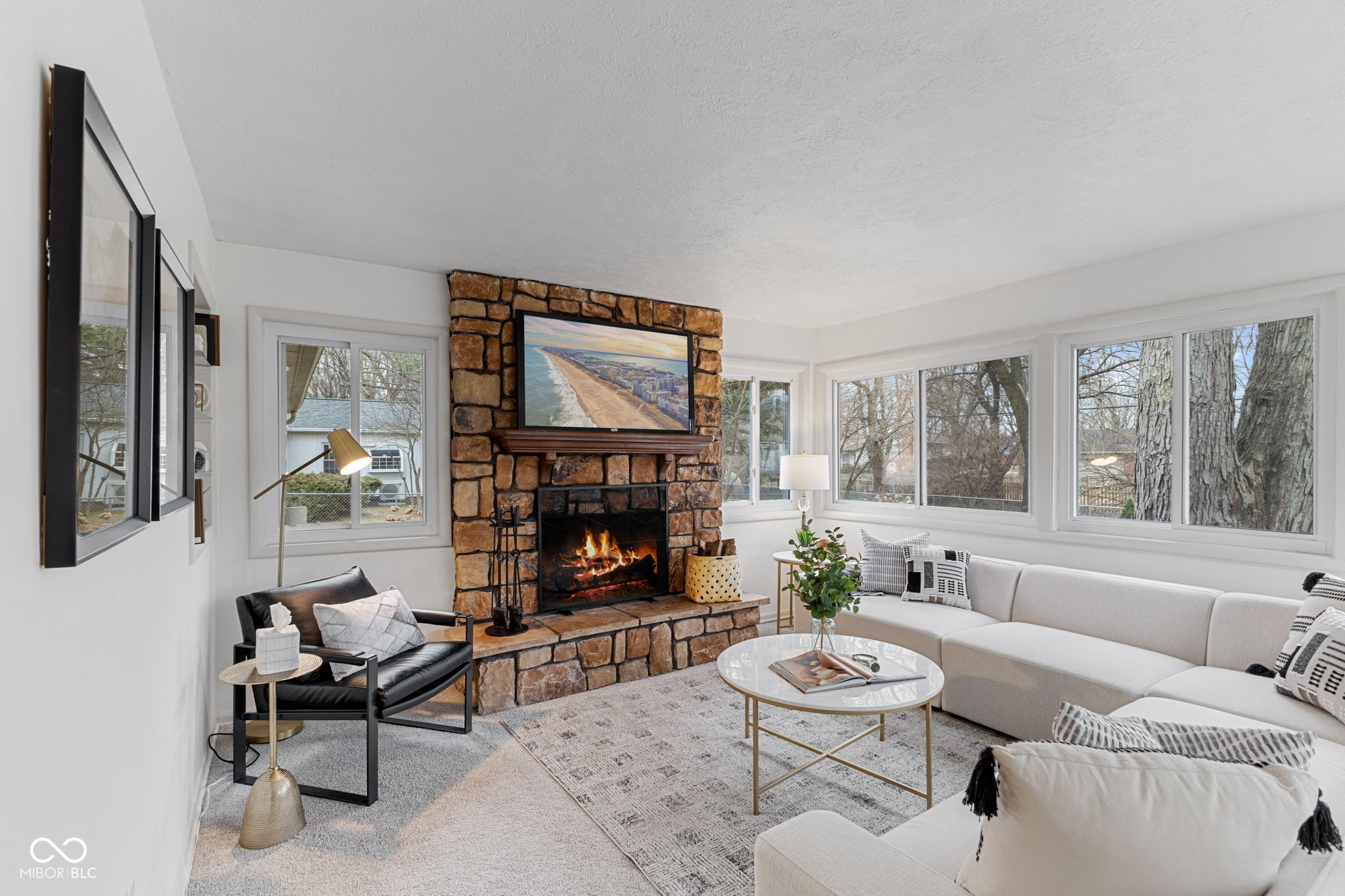 1403 Shawnee Road Indianapolis, IN 46260 - Photo 11 of 33