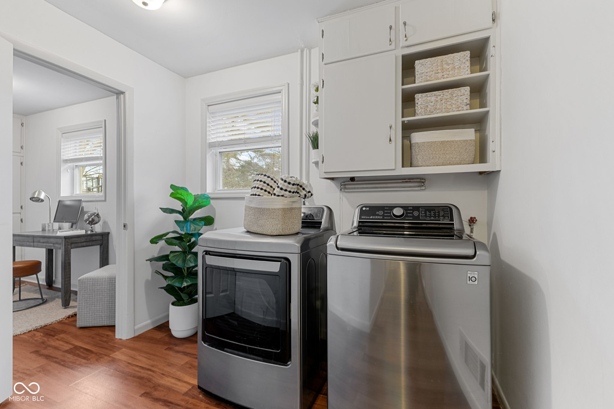 1403 Shawnee Road Indianapolis, IN 46260 - Photo 15 of 33