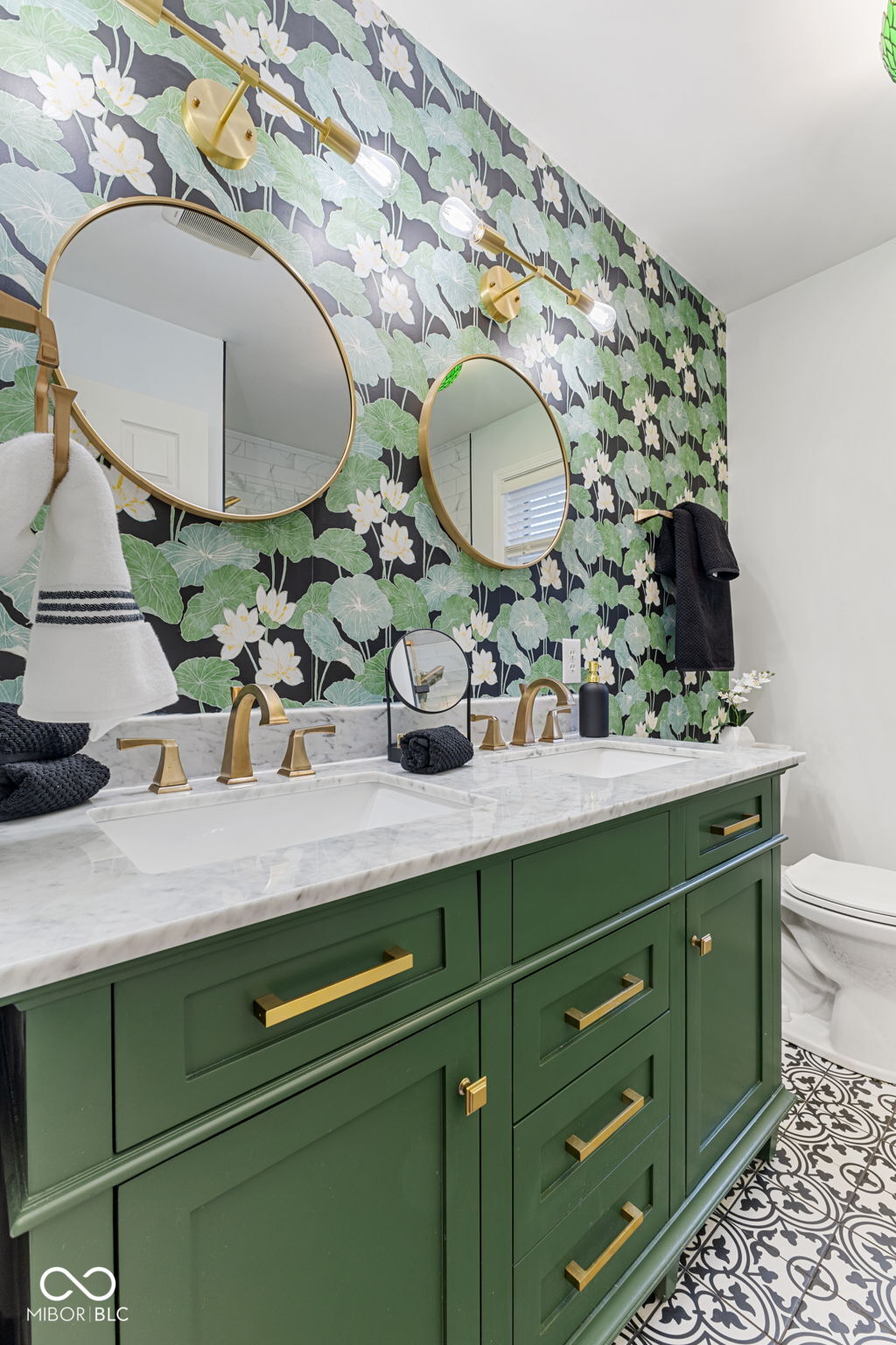 1403 Shawnee Road Indianapolis, IN 46260 - Photo 23 of 33