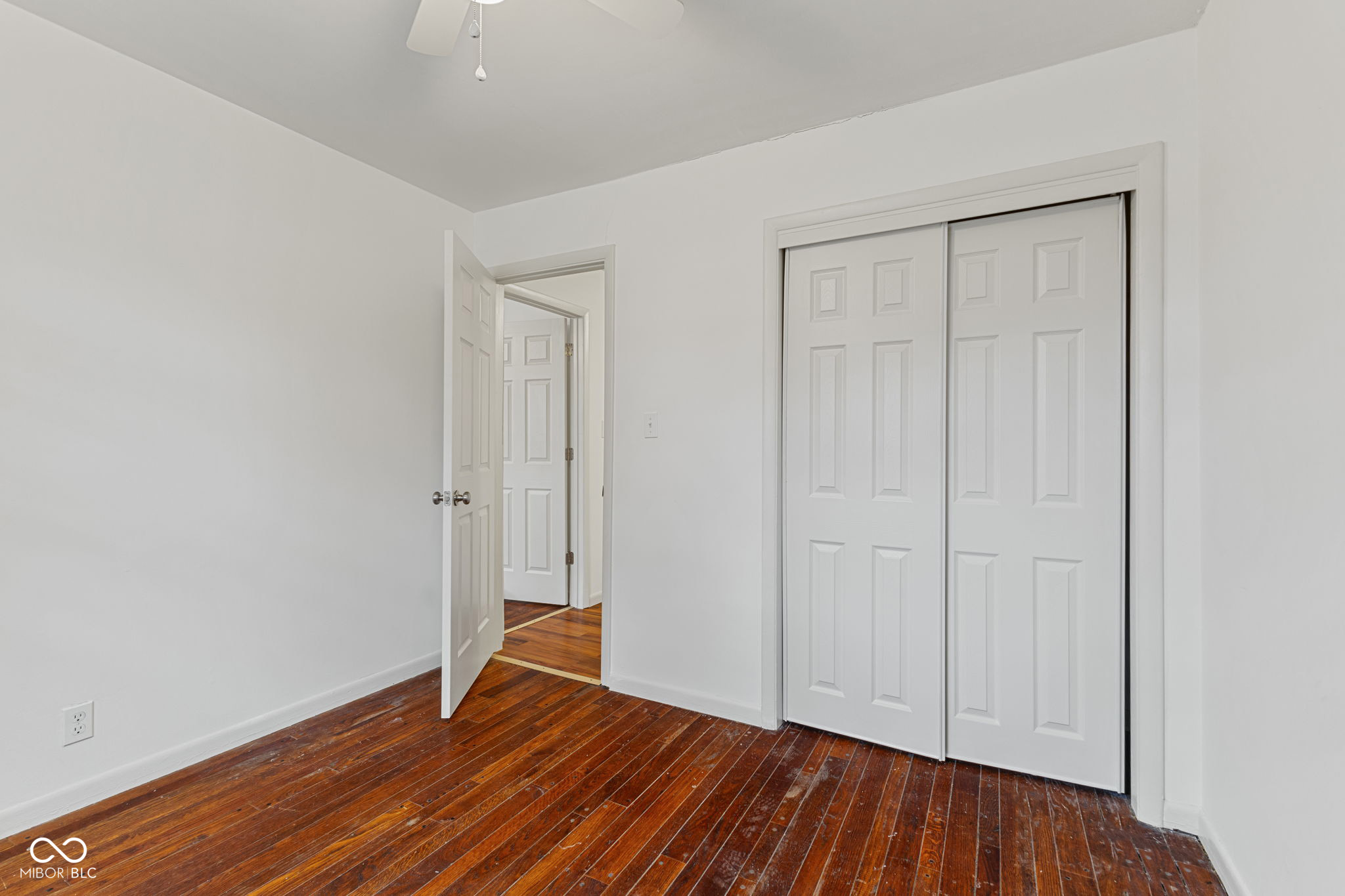 1403 Shawnee Road Indianapolis, IN 46260 - Photo 26 of 33