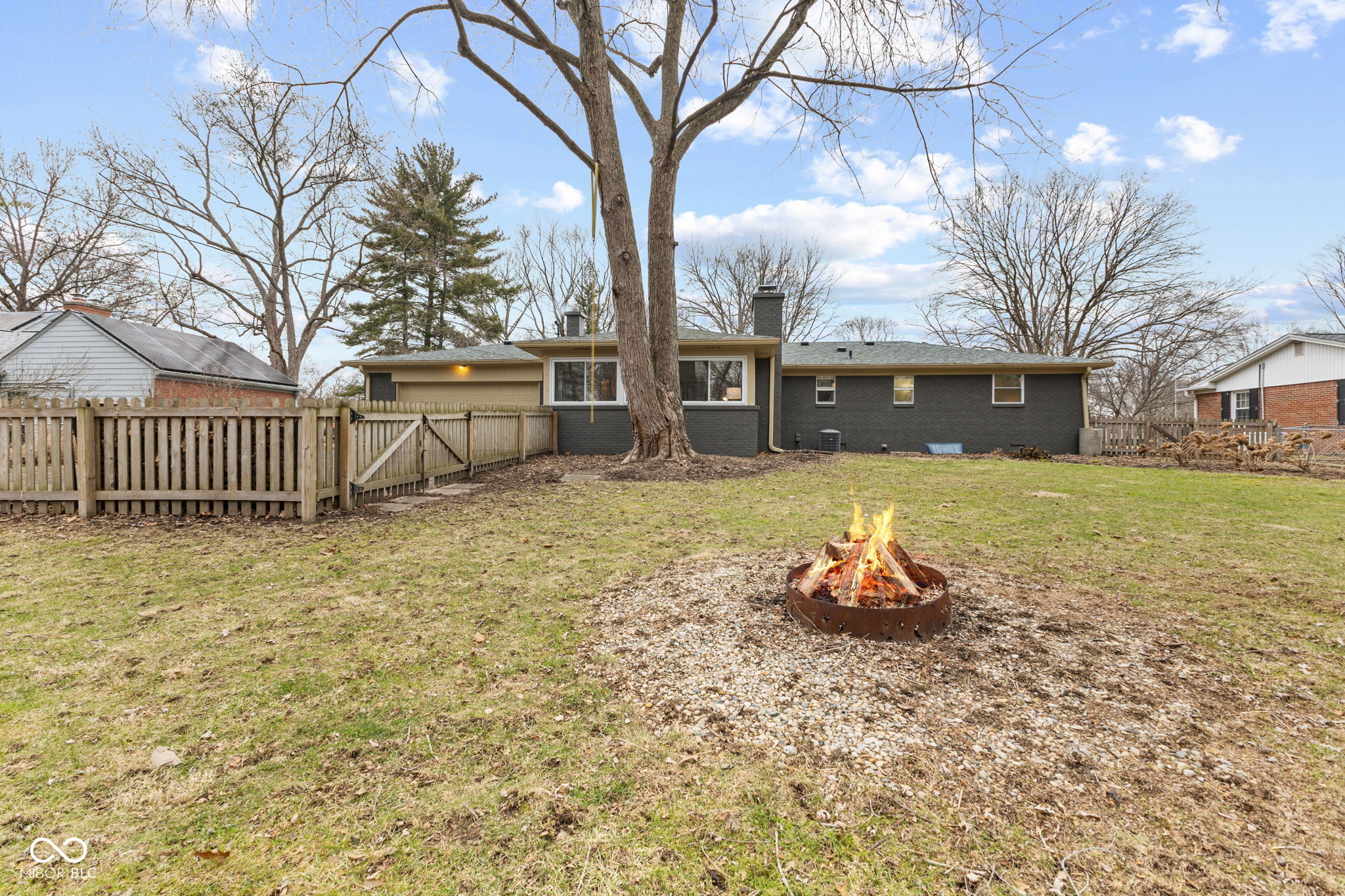 1403 Shawnee Road Indianapolis, IN 46260 - Photo 27 of 33