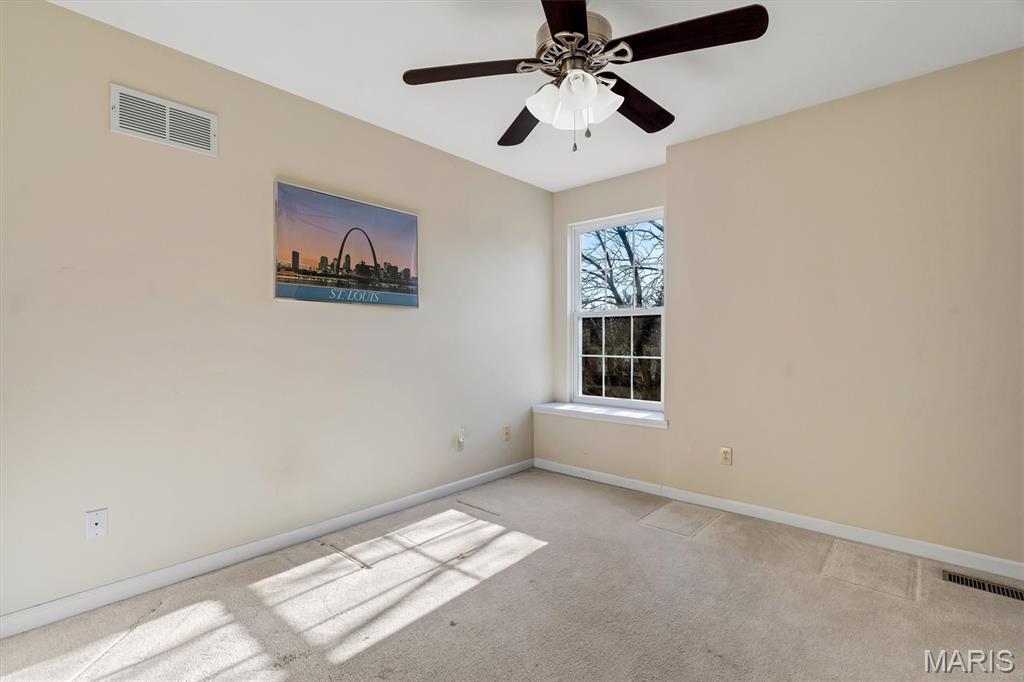 433 Summit Tree Court Fenton, MO 63026 - Photo 7 of 22
