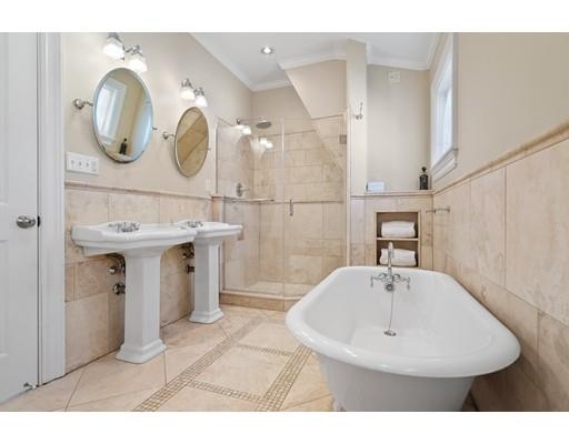 41 Pilgrim Road Marblehead, MA 01945 - Photo 15 of 30 a bathroom with a sink mirror and vanity