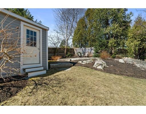 41 Pilgrim Road Marblehead, MA 01945 - Photo 26 of 30 a view of a backyard of the house