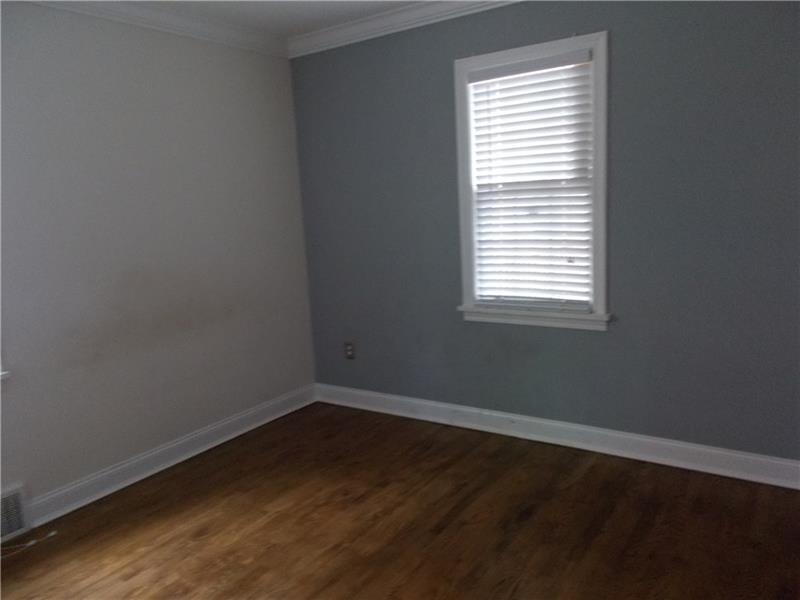 159 Crescent Hills Road Pittsburgh, PA 15235 - Photo 10 of 20 Gallery Image 10